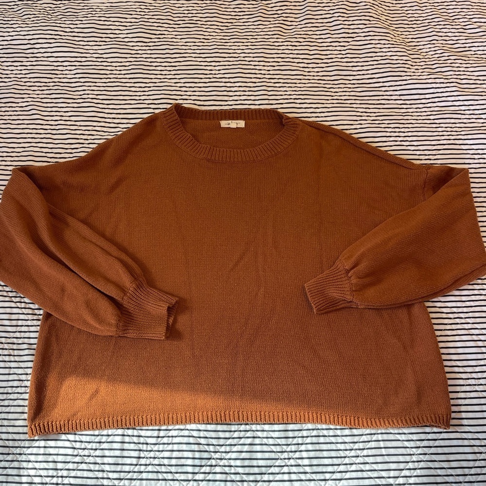 Women's‎ Crew Neck Sweater - Brown